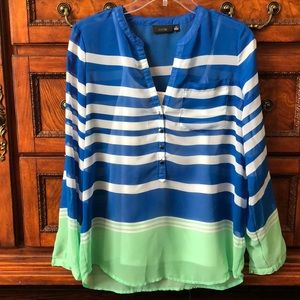 Cute business and/casual top!!